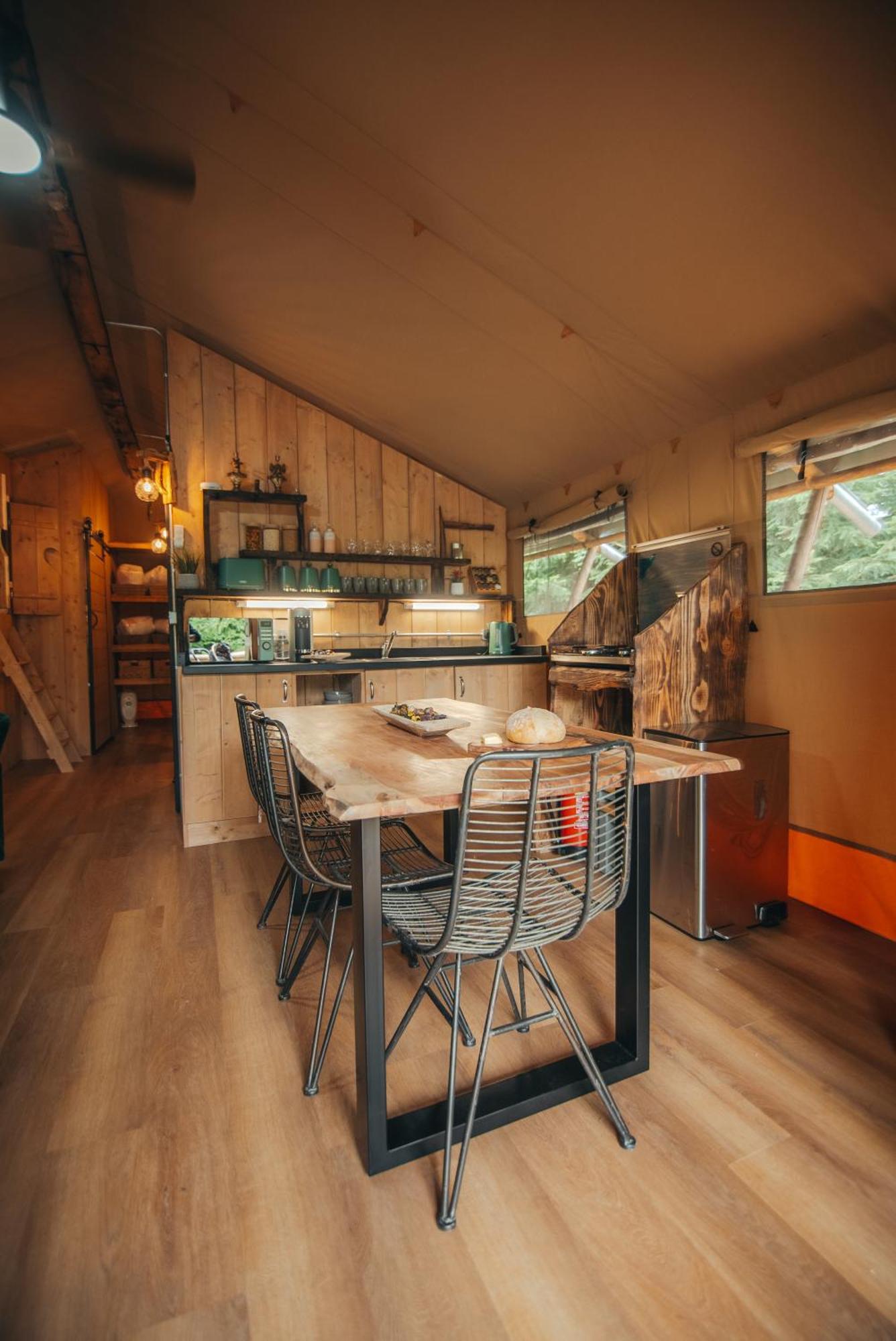 Cosy Forest Lodge Penrhos  Zewnętrze zdjęcie